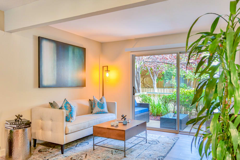 Spacious living room at Greenpointe Apartment Homes in Santa Clara, CA