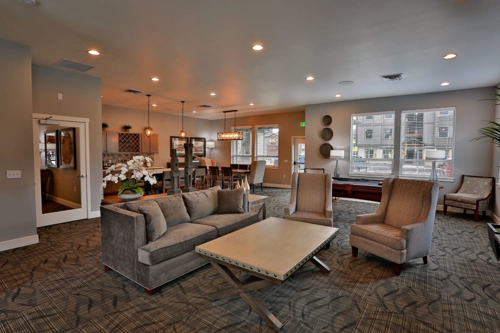 sitting area in the clubhouse at The Fairway Apartments in Salem, Oregon