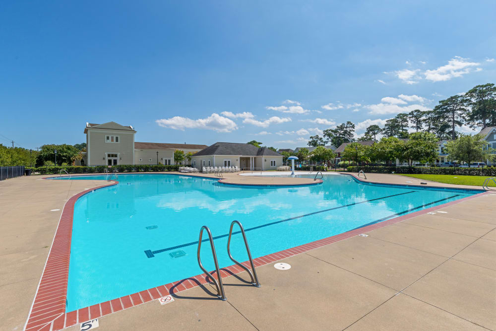 the swimming pool at Shelton Circle in Virginia Beach, Virginia