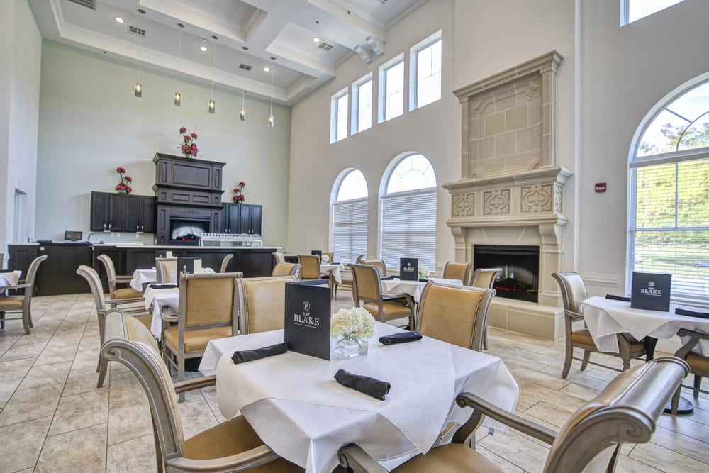 Dinning hall and wine bar at The Blake at Kingsport in Kingsport, Tennessee