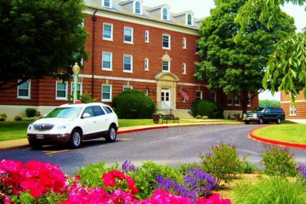 the home exterior at Perry Circle Apartments in Annapolis, Maryland