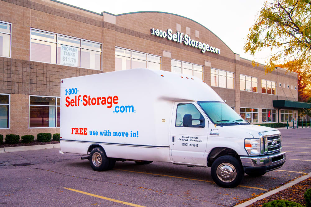 1-800-Self Storage.com features moving trucks in Southfield, Michigan