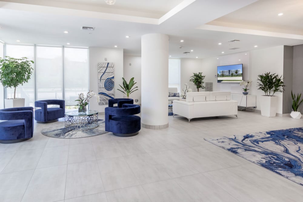Spacious resident lounge at 275 Fontaine Parc in Miami, Florida