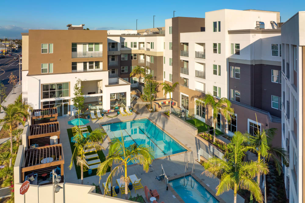 the pool and outdoor community spaces at Jefferson SoLA in South Gate, California