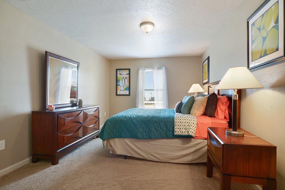 Bedroom with plenty of space at Avalon Apartment Homes in Baton Rouge, Louisiana
