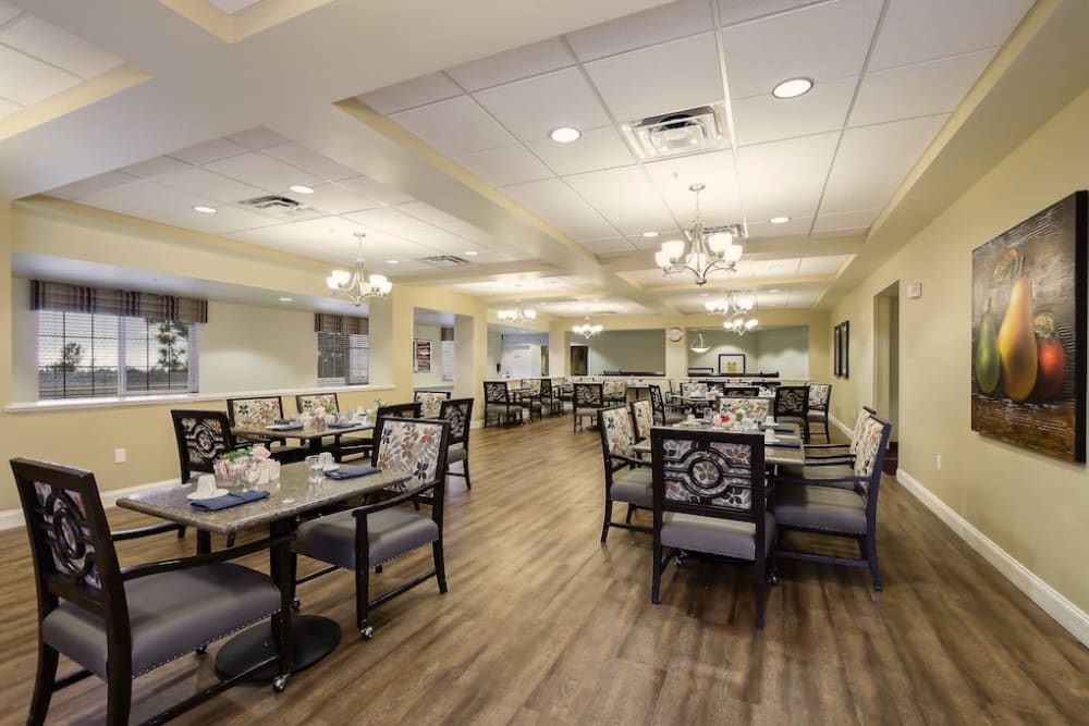 Dining room at Pacifica Senior Living Country Crest in Oroville, California