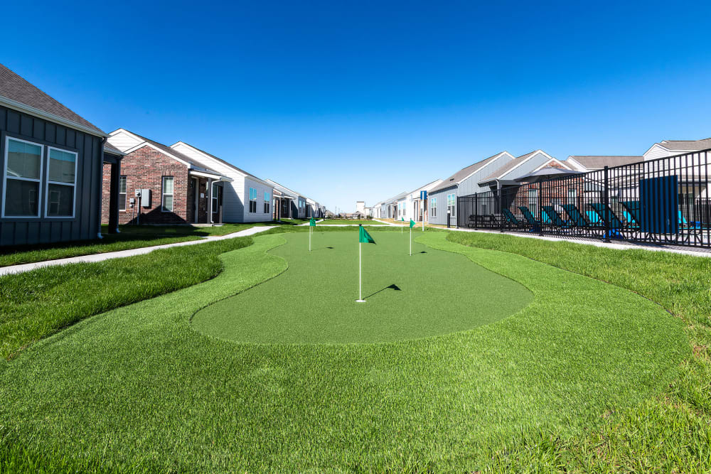 Putting green at Elevate at Skyline in McKinney, Texas