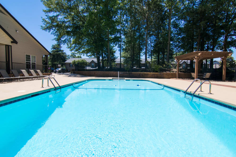 Luxury swimming pool at Foundry Townhomes in Simpsonville, South Carolina