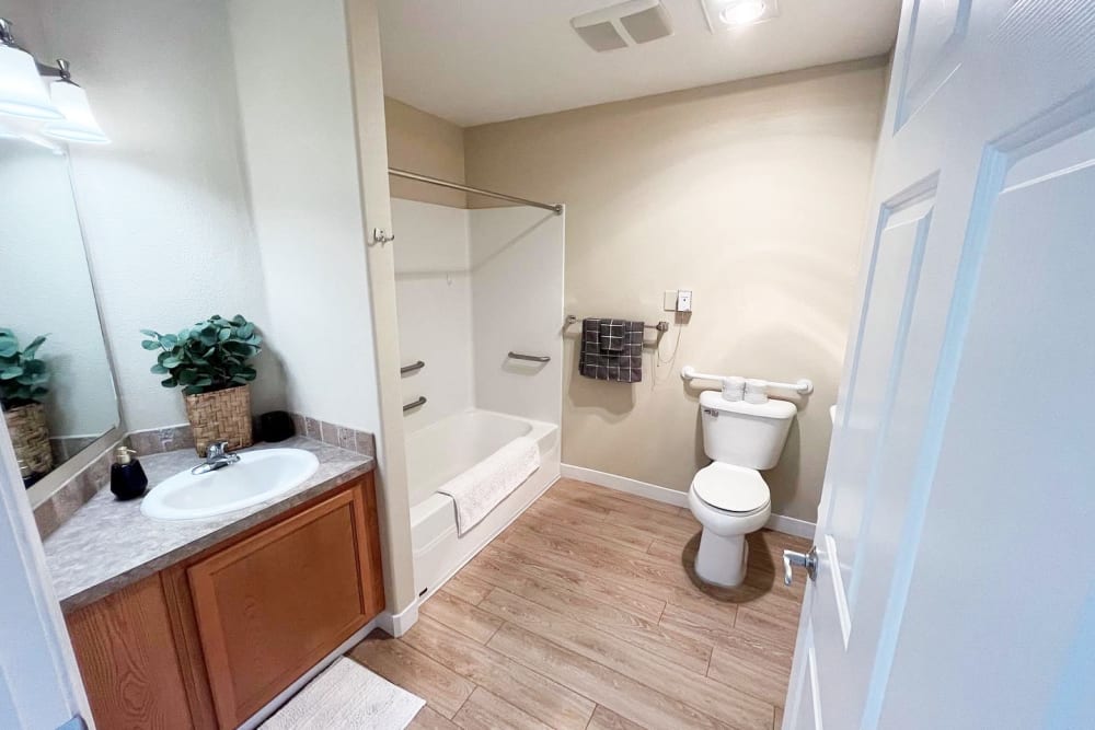 A neat, elegant bathroom at Heron Pointe Senior Living in Monmouth, Oregon