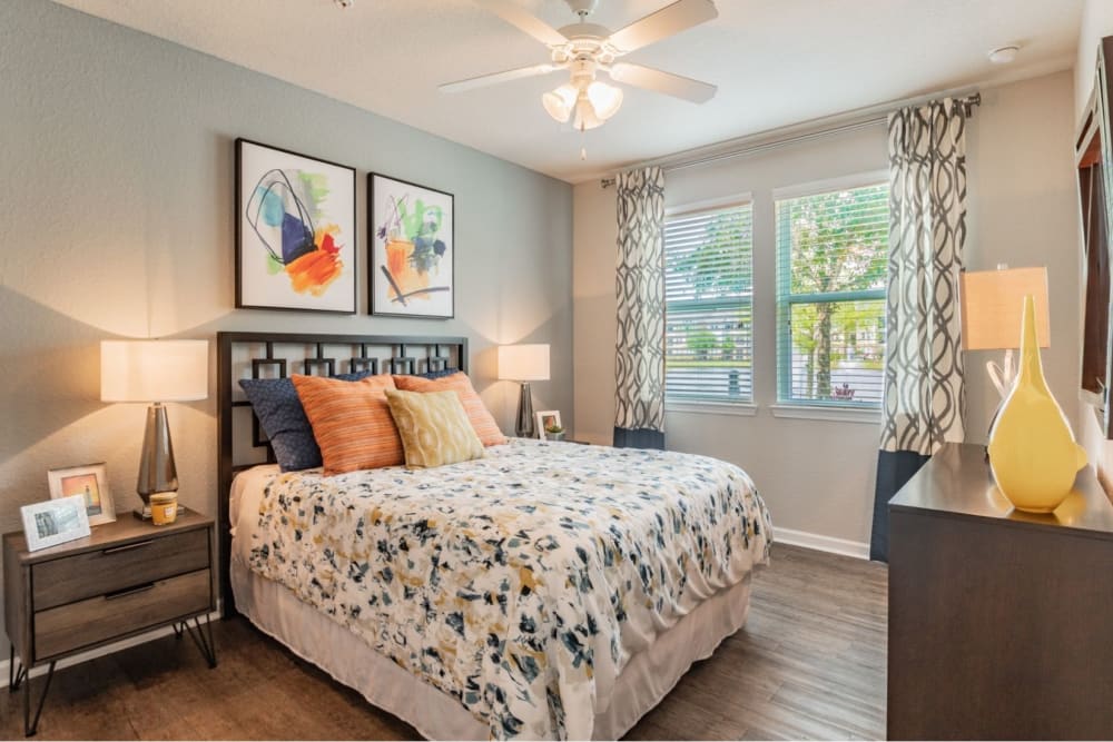 Apartment bedroom at Art Avenue Apartment Homes in Orlando, Florida