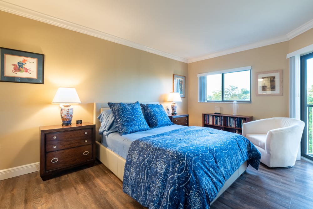 Resident bed room at Pacifica Senior Living Forest Trace in Lauderhill, Florida