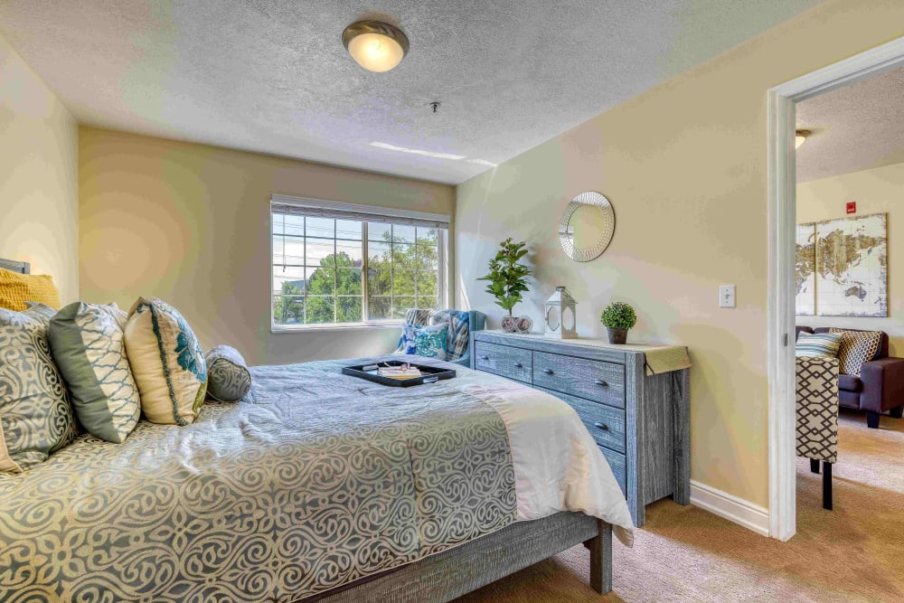 Resident bedroom at Pacifica Senior Living Millcreek in Salt Lake City, Utah