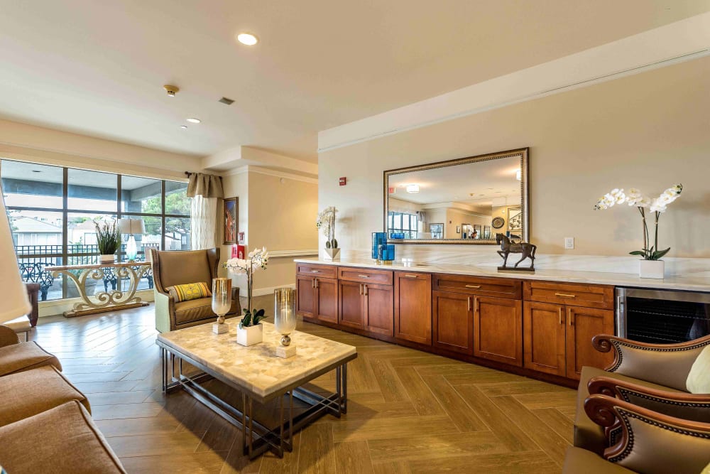 Seating area at Pacifica Senior Living Mission Villa in Daly City, California