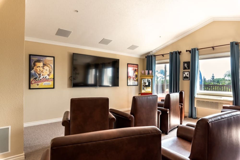 Lounge room with TV at Pacifica Senior Living Oxnard in Oxnard, California