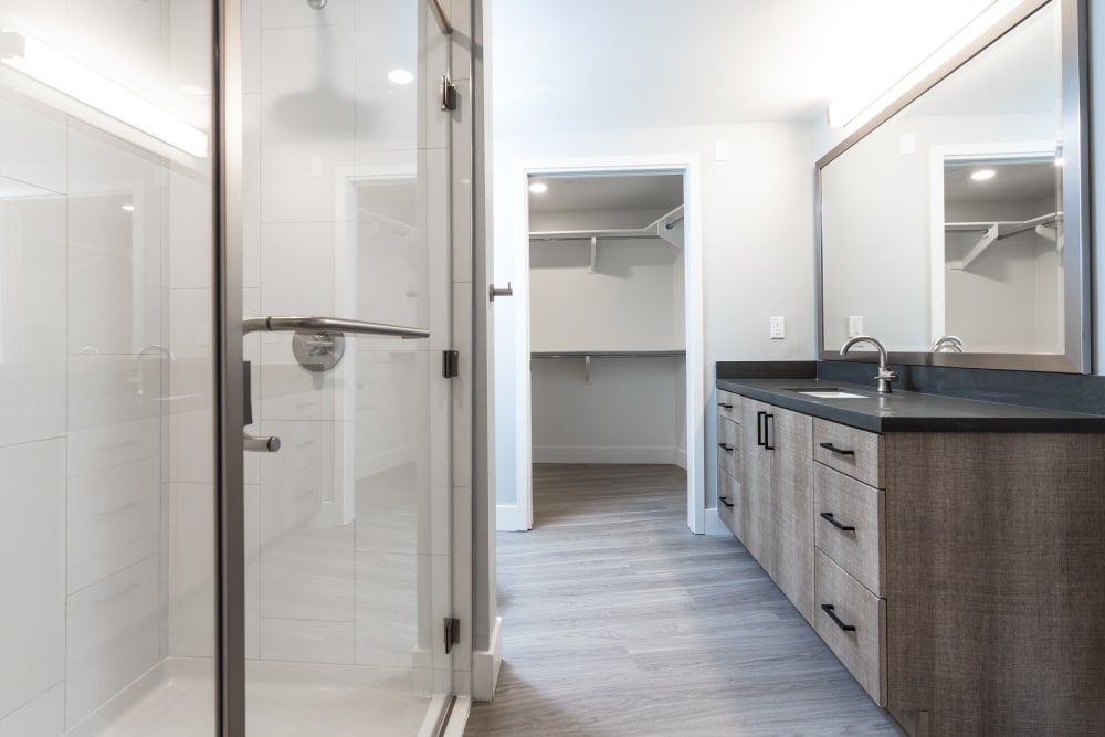 Bright bathroom at The Alamitos in Long Beach, California