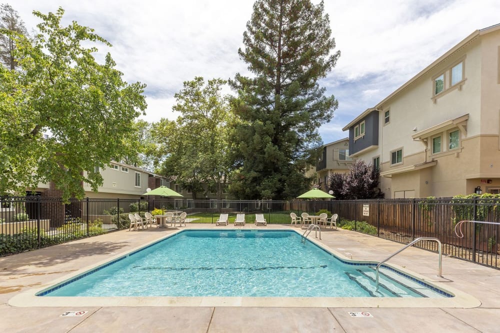 Sparkling swimming pool at Castilian in Concord, California