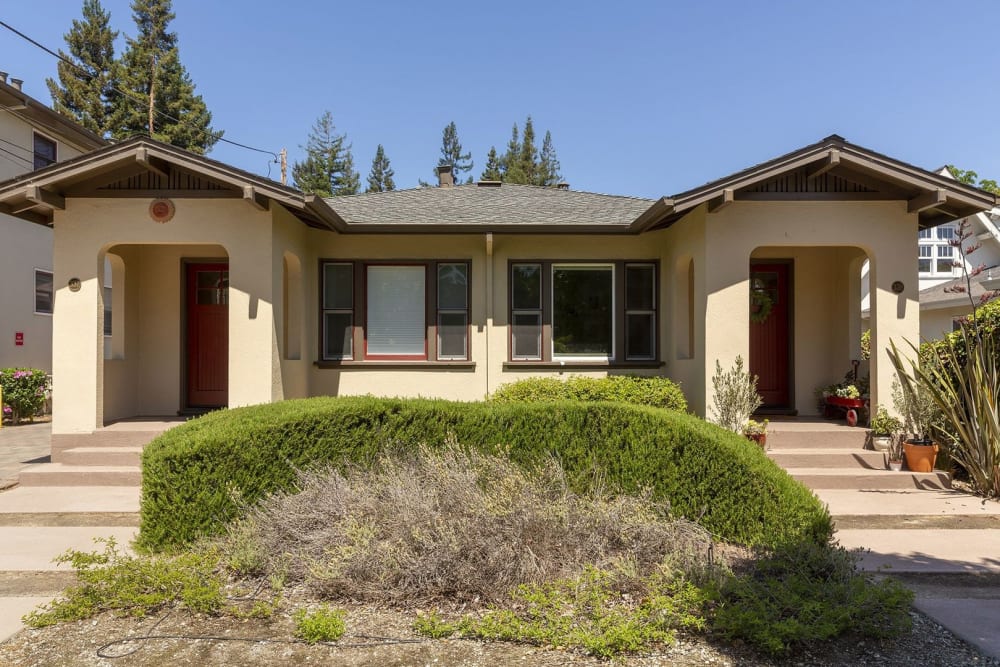 Building entrance at Hawthorne Apartments in Palo Alto, California