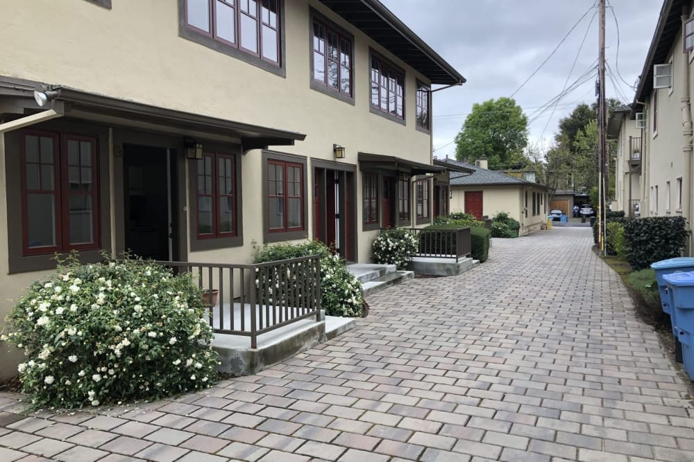 Cobblestone walkway at Hawthorne Apartments in Palo Alto, California