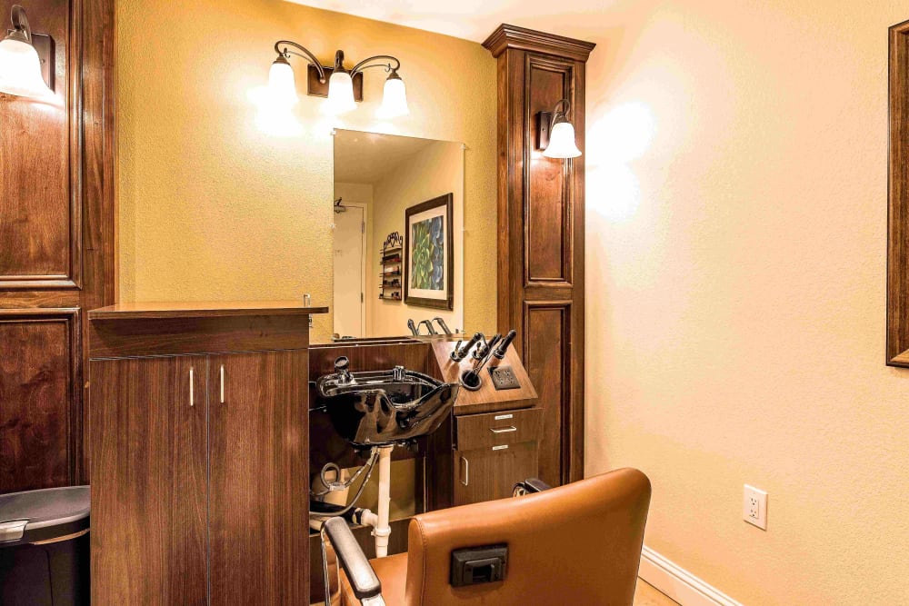 Salon and barbershop at Pacifica Senior Living San Leandro in San Leandro, California