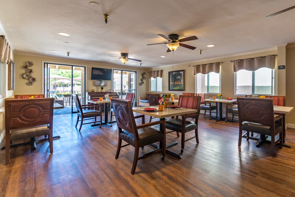 Dining room at Pacifica Senior Living Santa Barbara in Santa Barbara, California