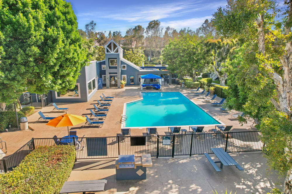 Beautiful resort-style swimming pool at Terra Nova Villas in Chula Vista, California