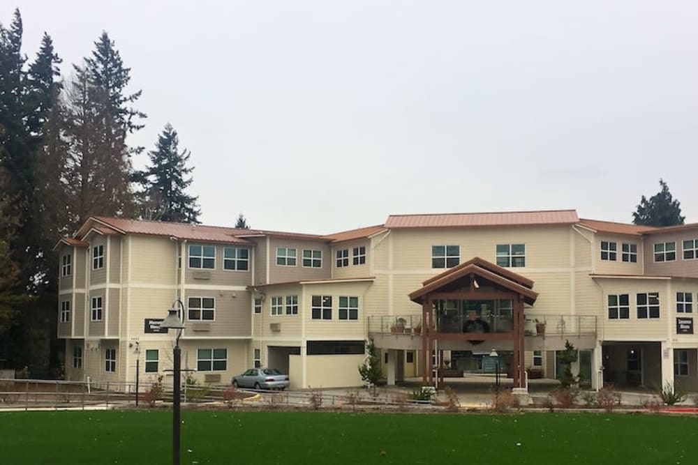 Outdoor view of Pacifica Senior Living Vancouver in Vancouver, Washington