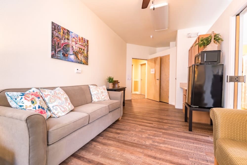 Resident living room at Pacifica Senior Living Vancouver in Vancouver, Washington