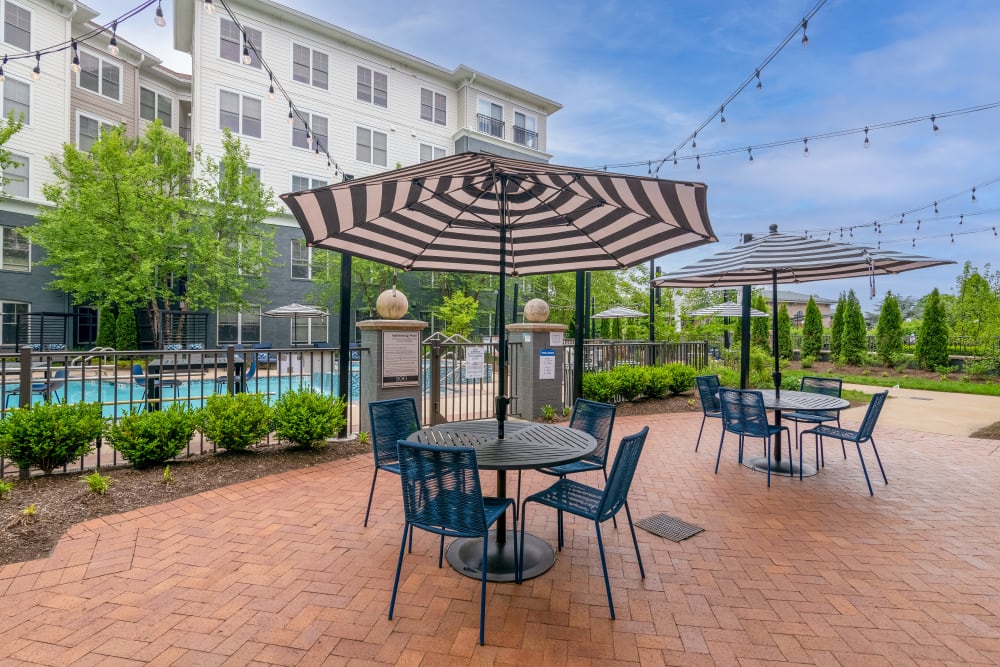 Living-room and dining area at Sofi at Morristown Station in Morristown, New Jersey