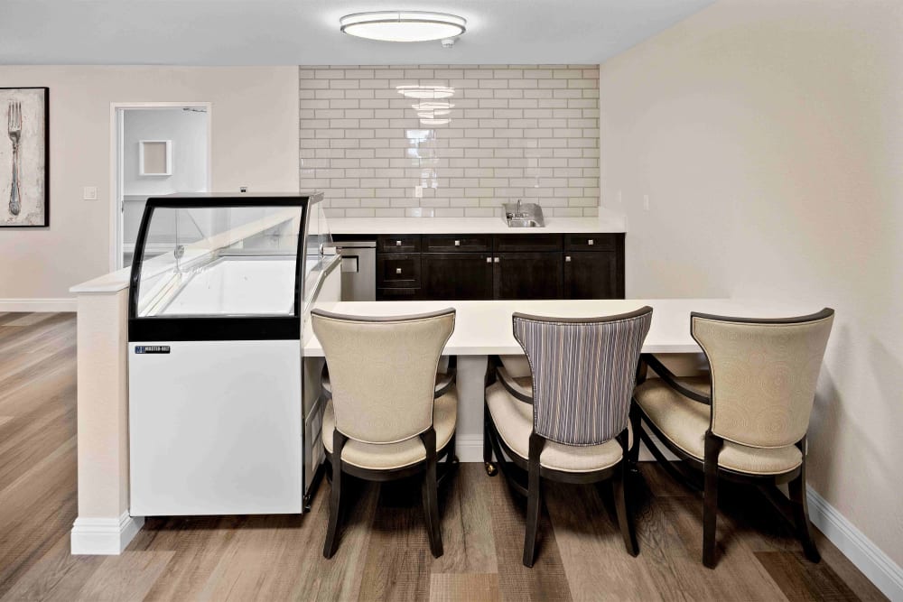 Bistro at Pacifica Senior Living Vista in Vista, California