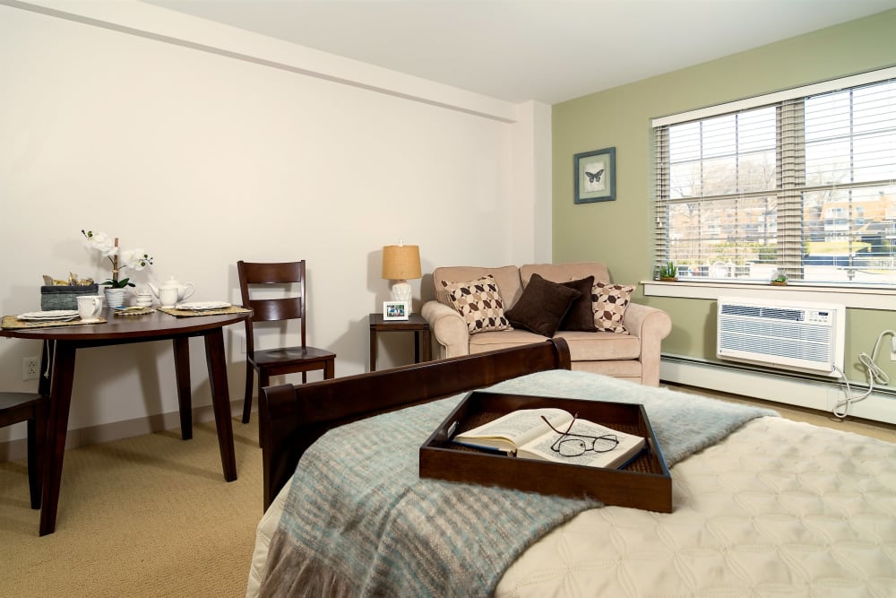 Resident bedroom at Pacifica Senior Living Victoria Court in Cranston, Rhode Island