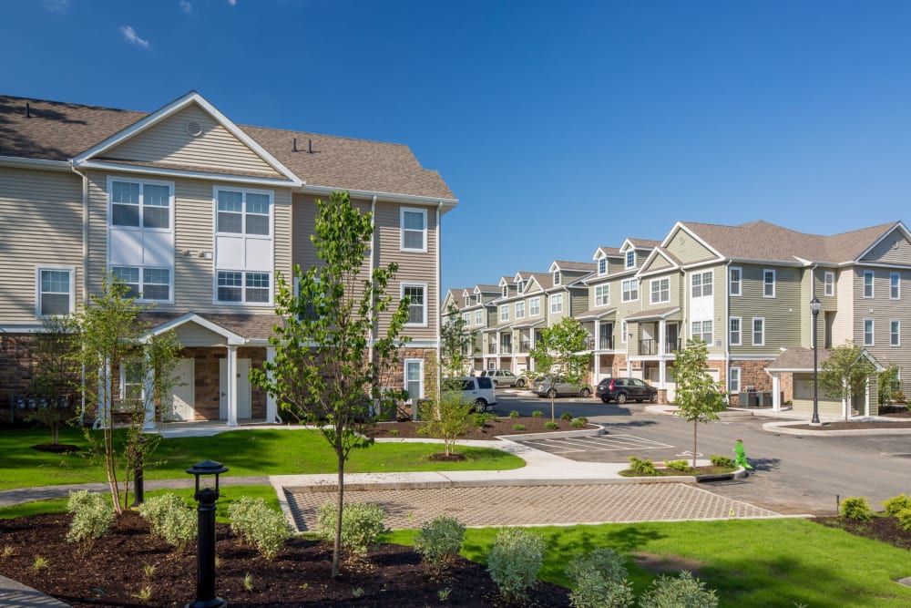 Townhomes with landscaping at Vista at Town Green in Elmsford, New York