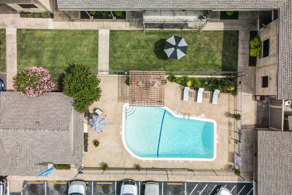 beautiful pool at Franciscan Apartments in Garland, Texas