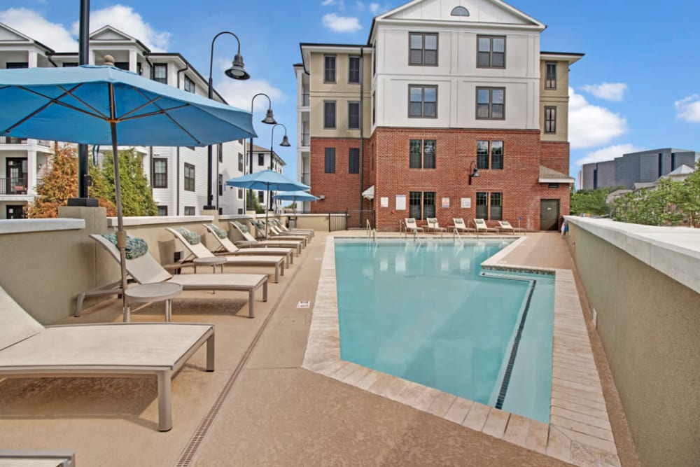 Swimming pool and sundeck lounge chairs at Duet in Nashville, Tennessee
