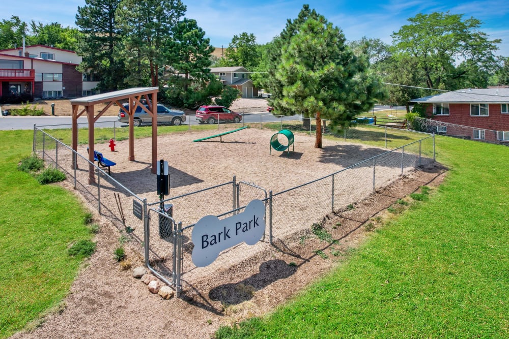 Outdoor park for dogs to run around in at Bluesky Landing Apartments in Lakewood, Colorado