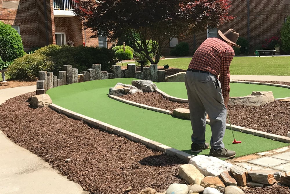 Resident golfing at The Florence Presbyterian Community in Florence, South Carolina