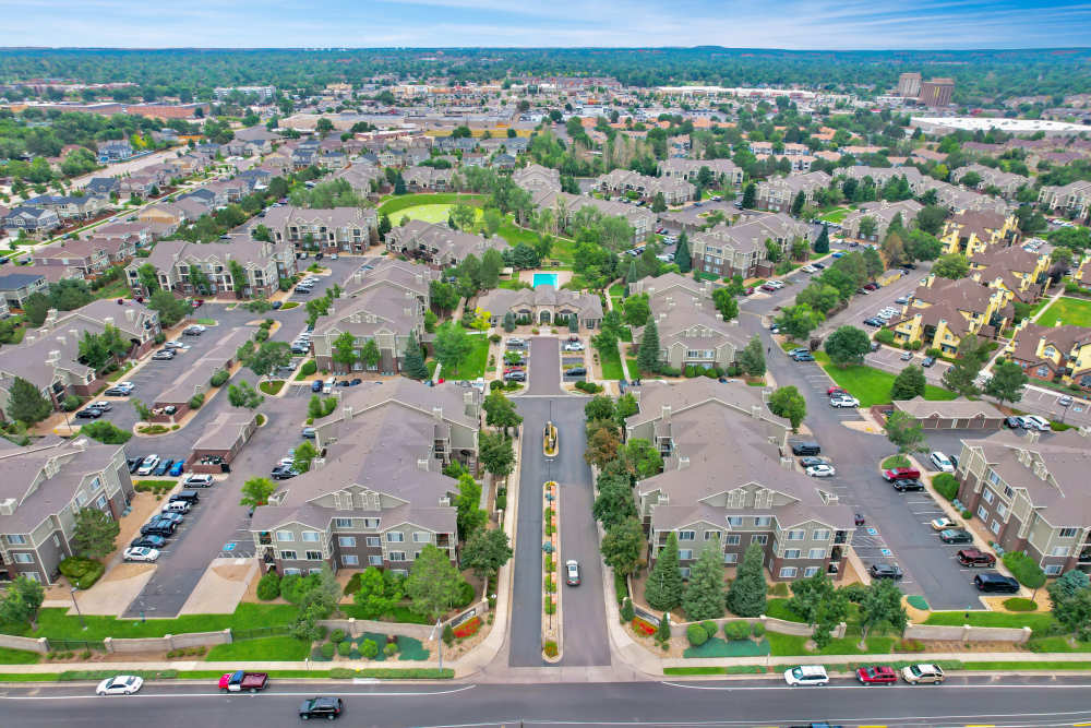 Monument sign outside of Legend Oaks Apartments in Aurora, Colorado