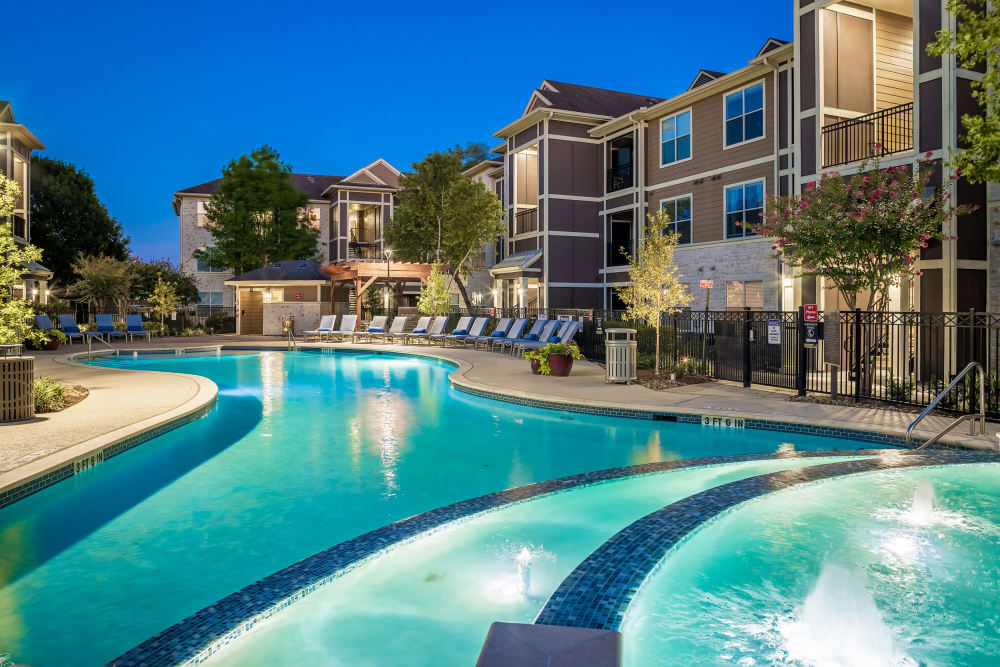 Swimming Pool at Apartments in Spring, Texas
