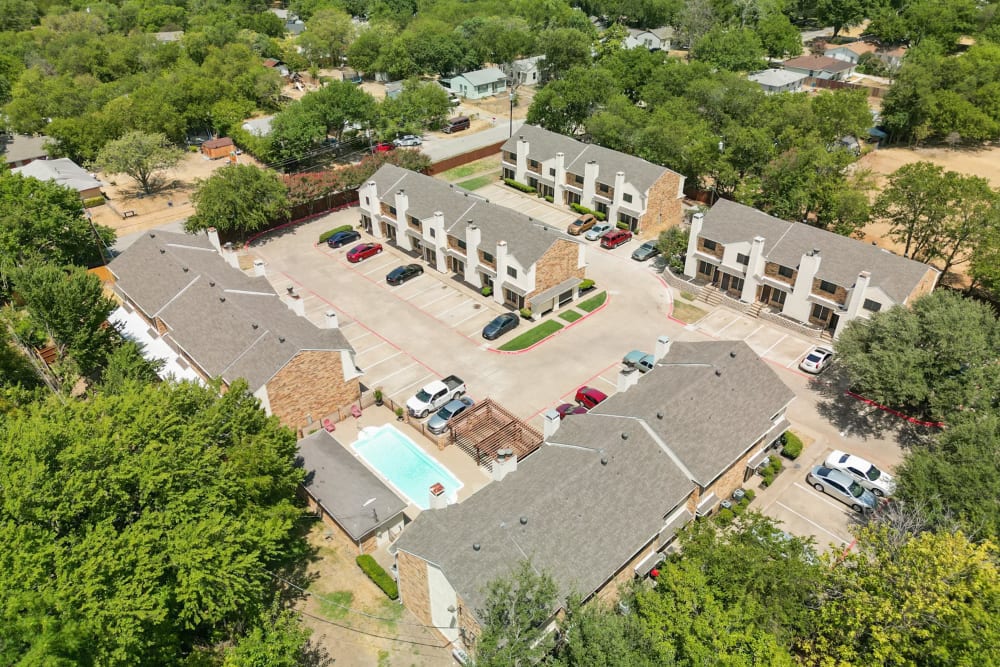  Aerial of the apartments at Highland Oaks in Duncanville, Texas