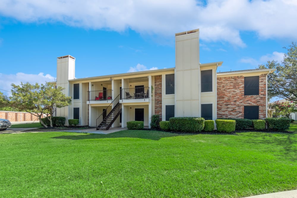 exterior view at Stonegate Apartments in Mckinney, Texas