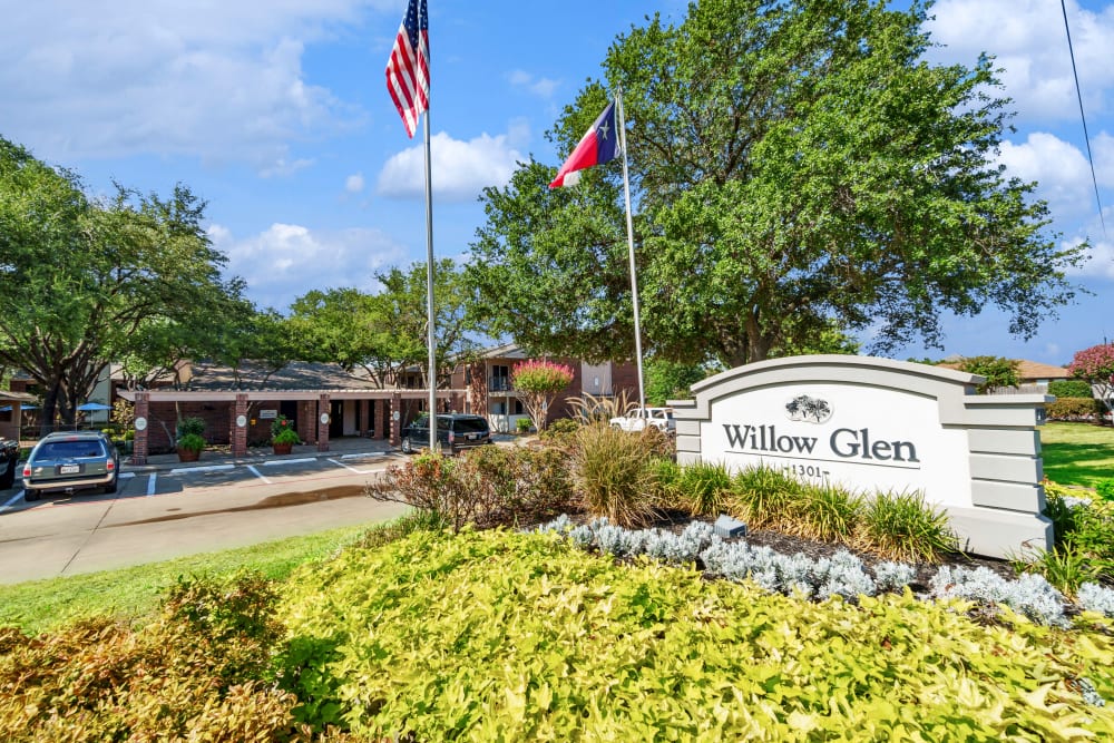 Front entrance  at Willow Glen in Fort Worth, Texas
