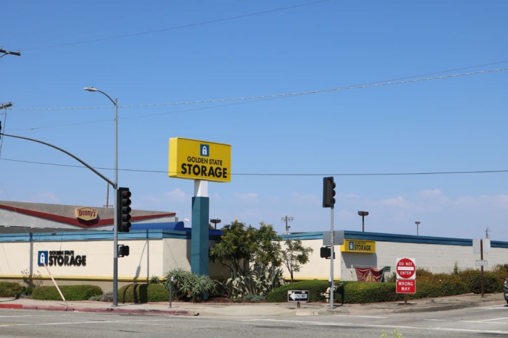 Distant view of Golden State Storage - Gardena in Gardena, California