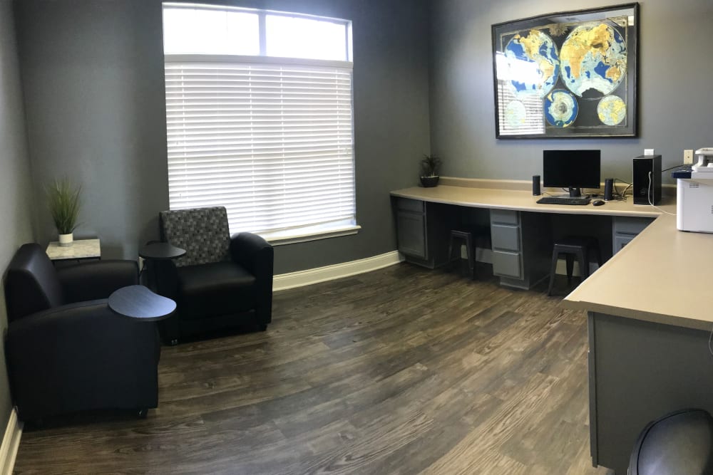 Business center at Lakeshore Apartment Homes in Evansville, Indiana