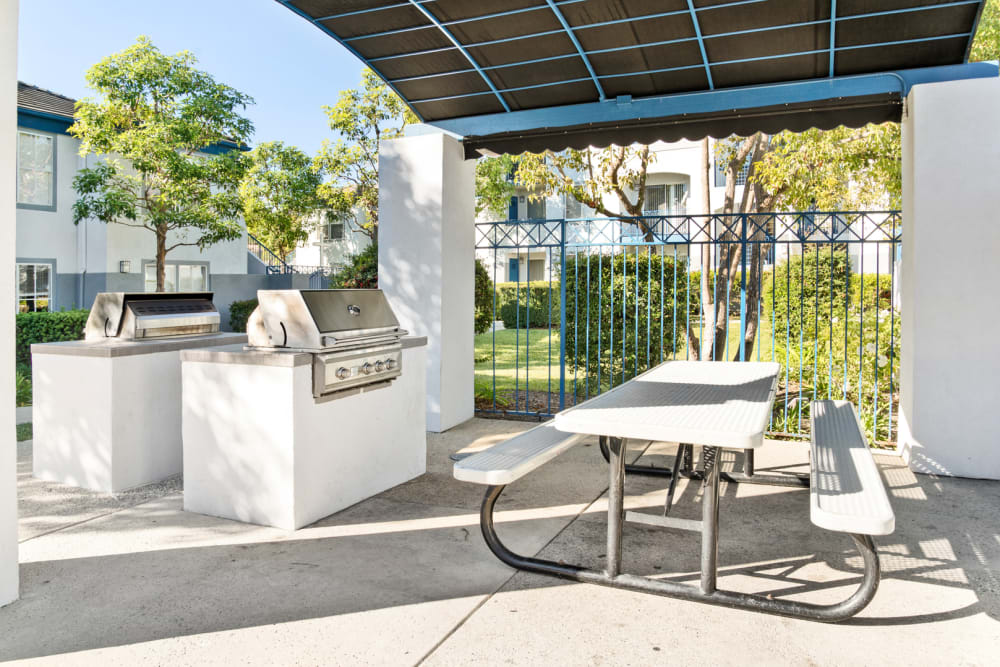 bbq area at Woodpark Apartments in Aliso Viejo, California