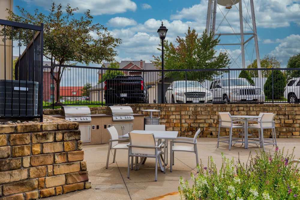 at ((location_name}} in Lee's Summit, MO
