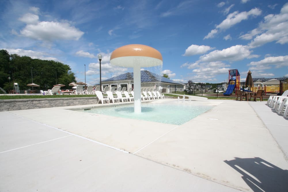 pool feature at United Communities in Joint Base MDL, New Jersey