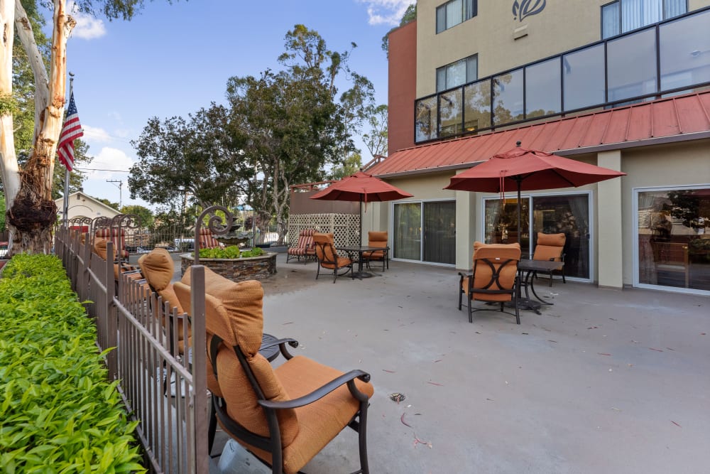 Patio with seating at Pacifica Senior Living Burlingame in Burlingame, California