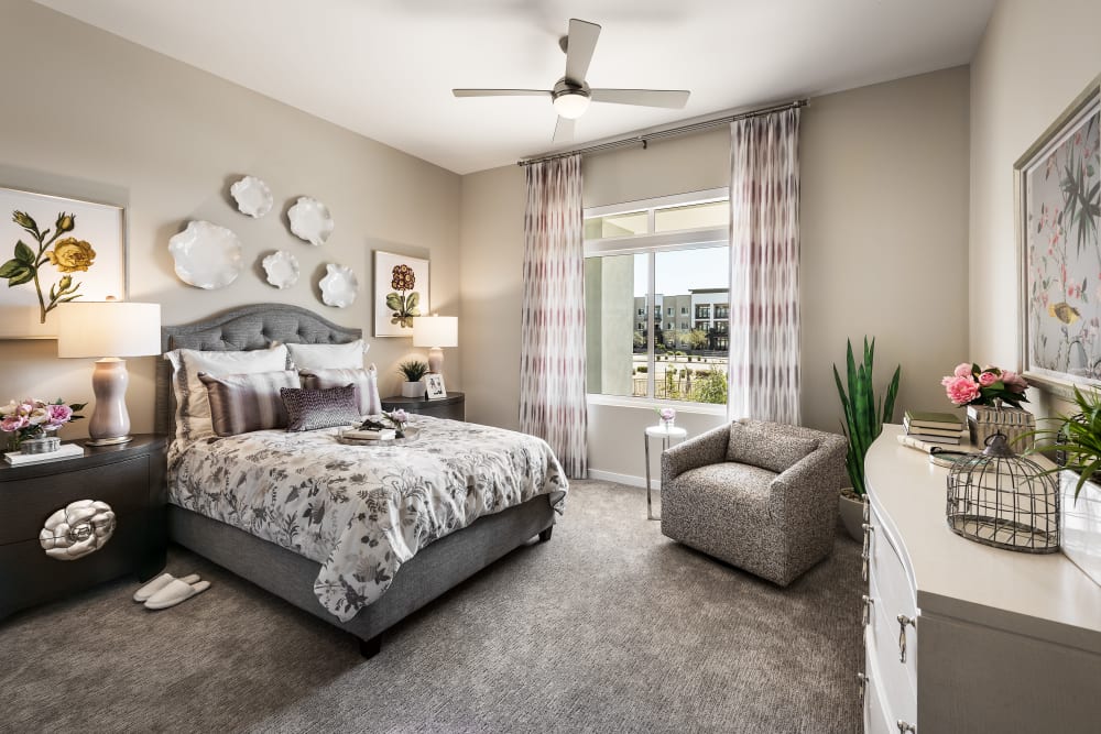 Standard Bedroom in Unit at Clearwater Mayo Blvd in Phoenix, Arizona
