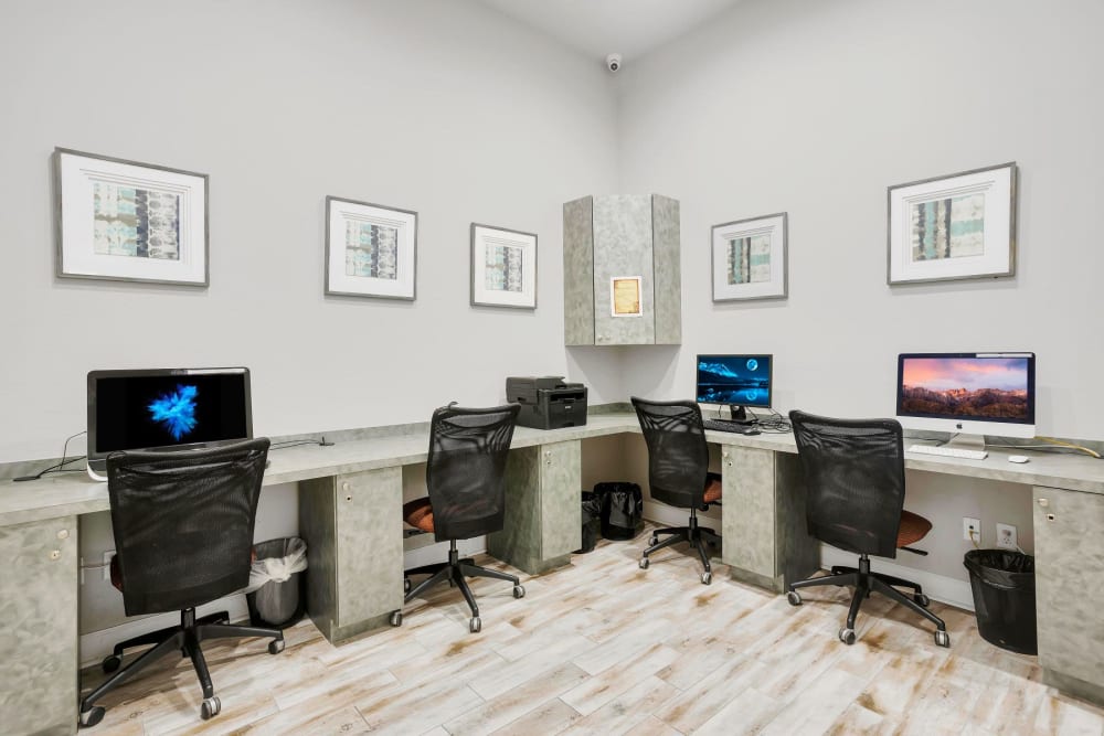 Cyber room at Courtney Isles in Yulee, Florida