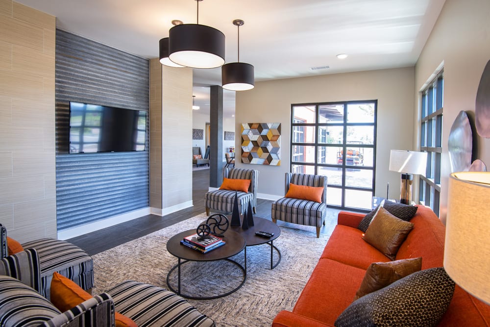 Resident clubhouse lounge at Factory at Park Circle in North Charleston, South Carolina
