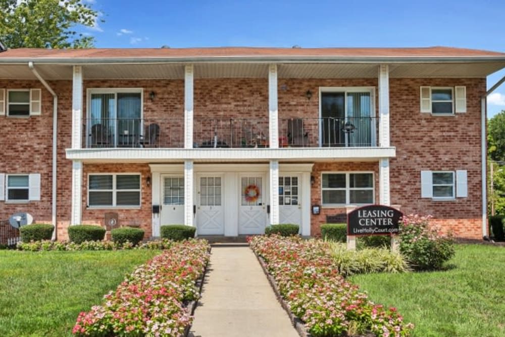 exterior view of apartments at Holly Court in Pitman, New Jersey